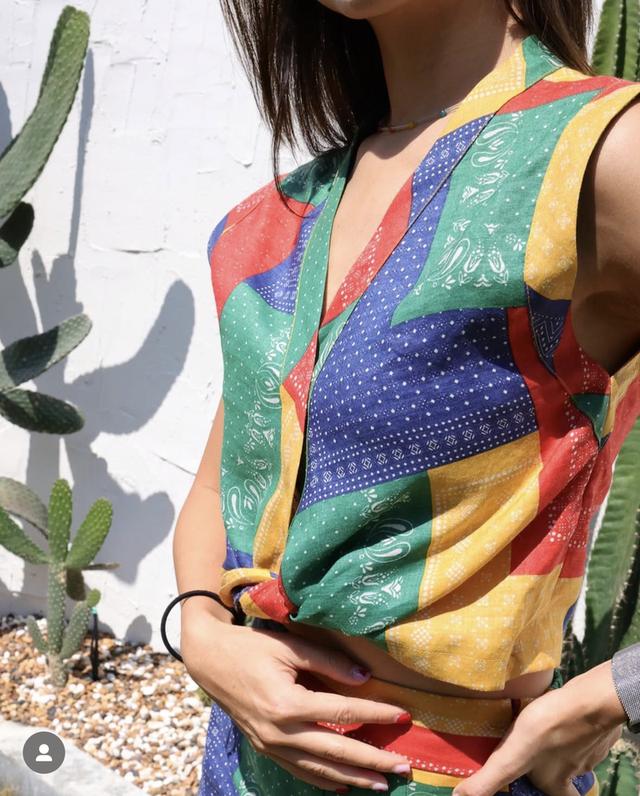 Paisley Tops : เสื้อผ้า Linen ลาย Paisley