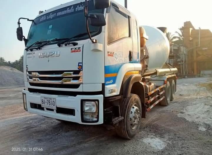 ขาย ISUZU 360 โม่ LIEBHERR  7 คิว 