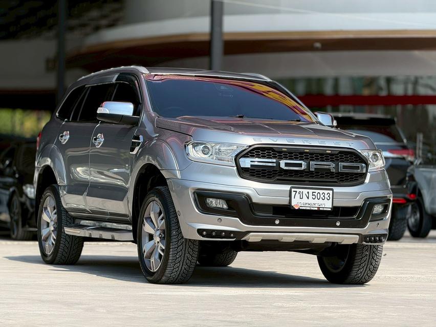 ปี 2017 FORD EVEREST, 2.2 TITANIUM PLUSโฉม ปี15-22 สีเทา เกียร์ออโต้ 6 สปีด เครื่องดีเซล รูปย่อยที่ 3