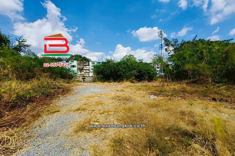 ที่ดินเปล่า เนื้อที่ 7-2-67 ไร่ ซอยประชาชื่น 4 แยก 1-4, ใกล้สถานีขนส่งสายเหนือ ถนนวิภาวดี แขวงบางซื่อ เขตบางซื่อ 1