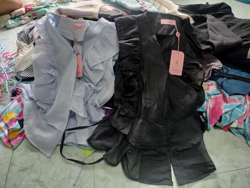 เสื้อผ้าใหม่ขายเท พร้อมลัง 2