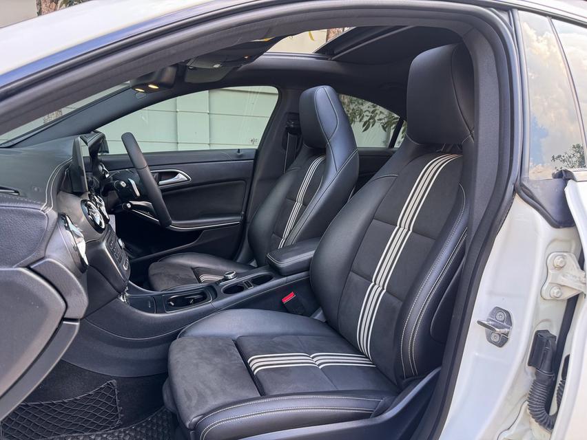รหัสรถ AVA2707 📌🌡️ BENZ CLA250 AMG Dynamic (facelift) รุ่นพิเศษ White Art Edition ปี 2018 10