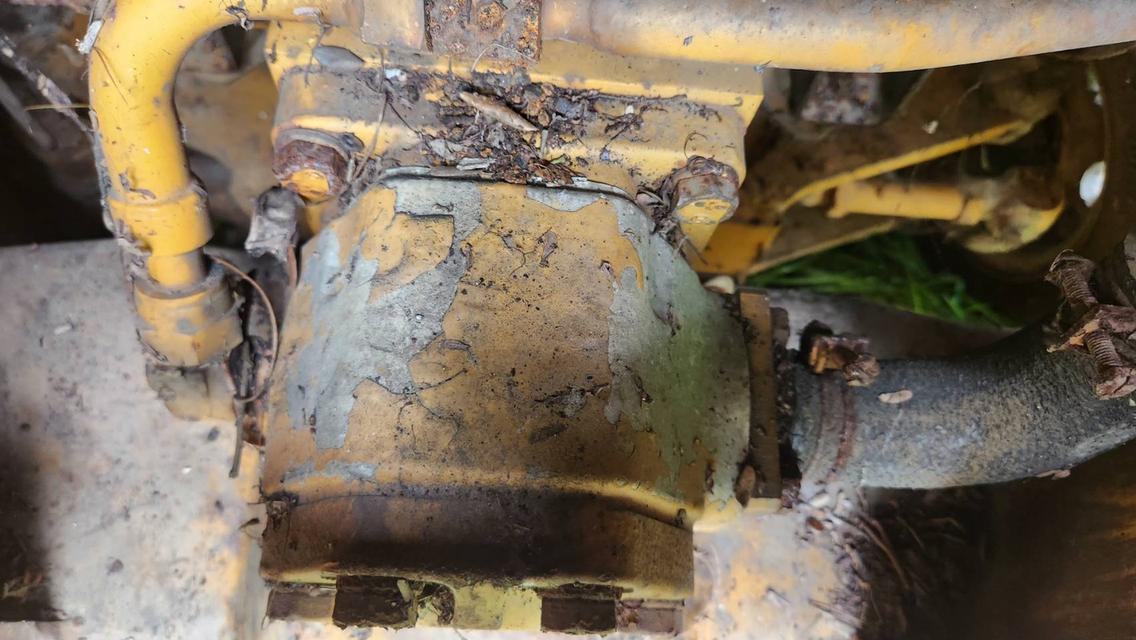 ขาย รถตักล้อยาง KOMATSU SD10 เครื่อง ISUZU ดีเซล เก่าญี่ปุ่นแท้ ล้อหน้าคู่ สภาพเดิมๆจากนอก 6