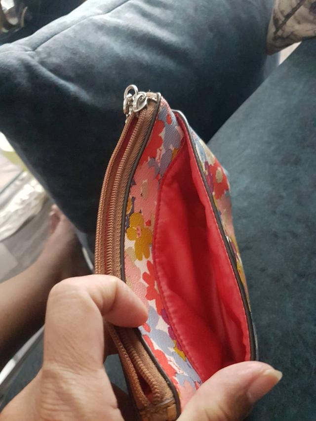 กระเป๋าผู้หญิงยี่ห้อCOACH