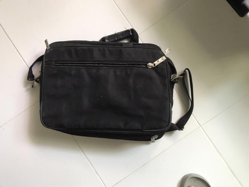 กระเป๋า NoteBook สำหรับนักธุรกิจ ใช้เดินทาง 