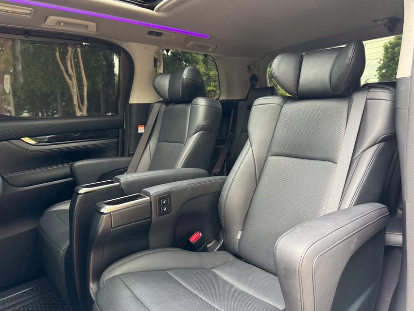 Alphard รถมือเดียวป้ายแดง 16