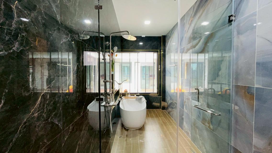 พูลวิลล่าหรู สไตล์ Modern Luxury – ทำเลศักยภาพ ย่านโป่ง พัทยา 19