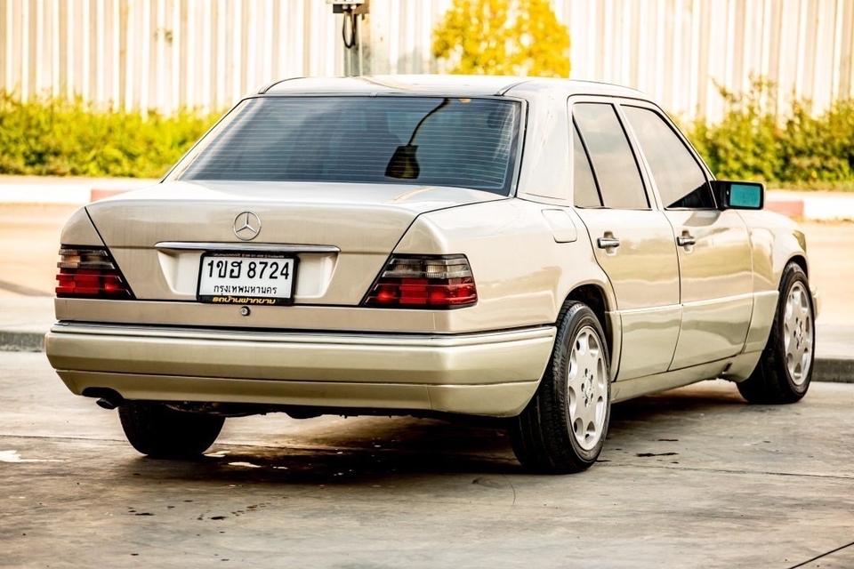 Benz e220 ปี1995 รหัส GT8724 9