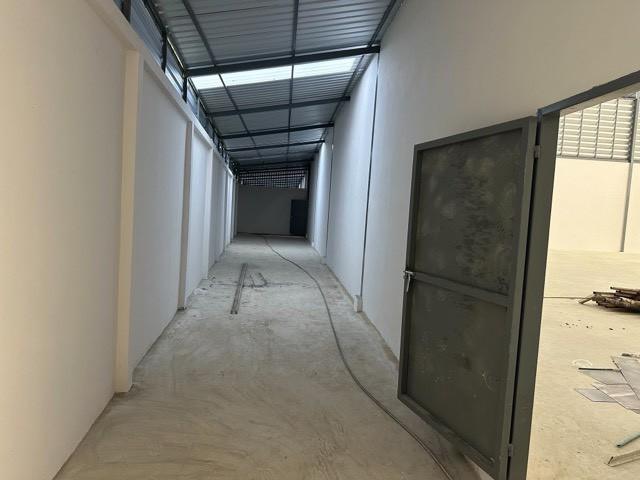 ให้เช่าโรงงานโกดังพร้อมออฟฟิศ ขนาด 1500 ตร.ม. อําเภอกระทุ่มเเบน สมุทรสาคร สามารถประกอบกิจการโรงงานได้ 5