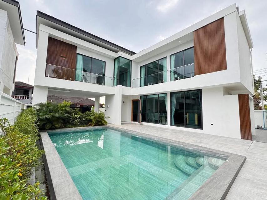 Modern 2 story pool villa for sale 2