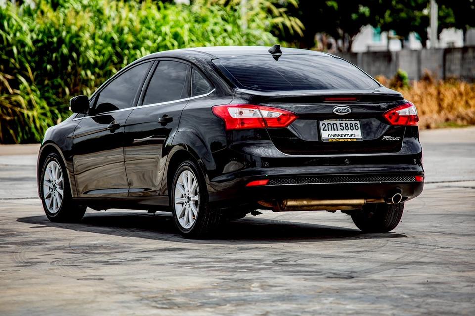 Ford Focus 2.0 Sunloof Sedan สีดำ ปี 2013 ขับดีมากๆ 6