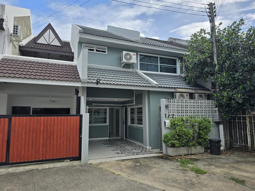 🏡 ทาวน์โฮม 2 ชั้น [4 นอน 3 น้ำ] ทำเลทองใกล้ MAYA เพียง 500 ม. แต่งครบพร้อมเครื่องอบผ้า! Premium 2-Storey Townhome [4 Beds 3 Baths] 1