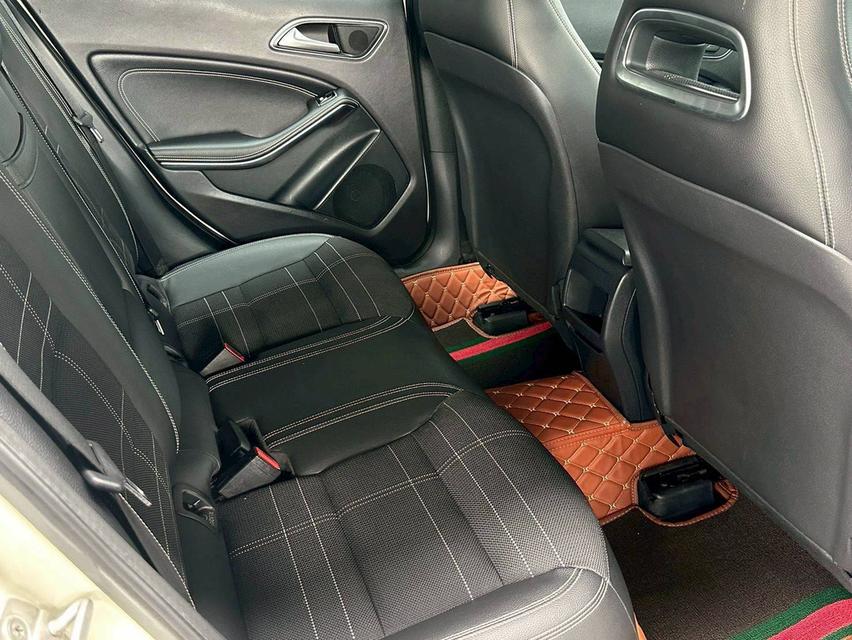 BENZ GLA200 W156 2017 รถหรู ดูแลดีประวัติศูนย์ชัดเจน ราคาถูกสุดในตลาด 10