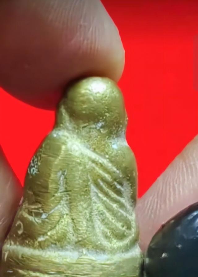 หลวงพ่อเงินพิมพ์ขี้ตา 5