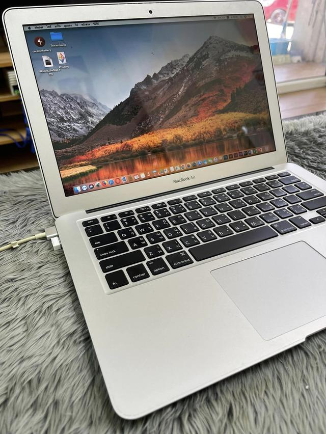 MacBook Air {2014} 3