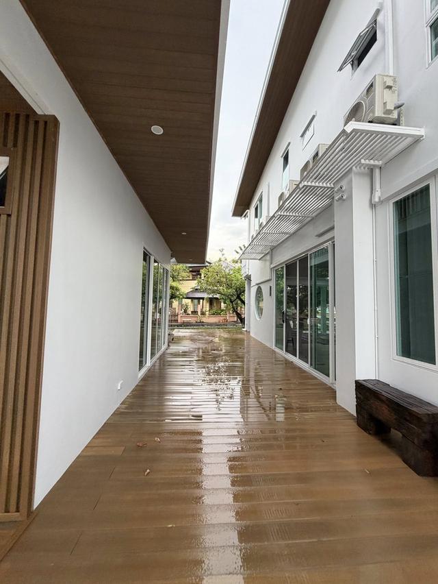 บ้านหรู สไตล์โมเดิร์นเรือนคู่ บ้านเดี่ยวสร้างใหม่ทั้งหลัง ย่านพุทธมณฑลสาย 3 12