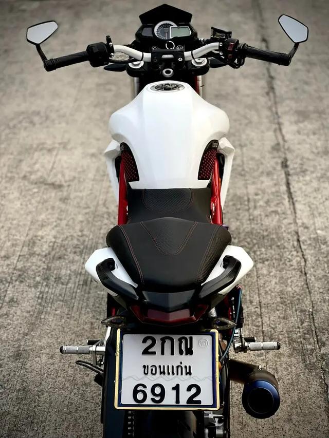 มอเตอร์ไซค์ราคาเบาๆ Benelli TNT 300 6