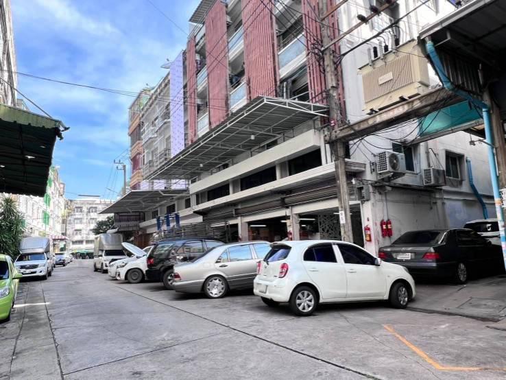 ขายอาคารพาณิชย์ 3 คูหา ใกล้ MRT ท่าพระ 2