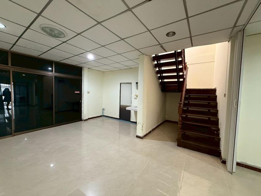 🏠 ทาวน์เฮ้าส์ 2 ชั้น หมู่บ้านบัวทอง ติด MRTสายสีม่วง สถานีคลองบางไผ่ 9