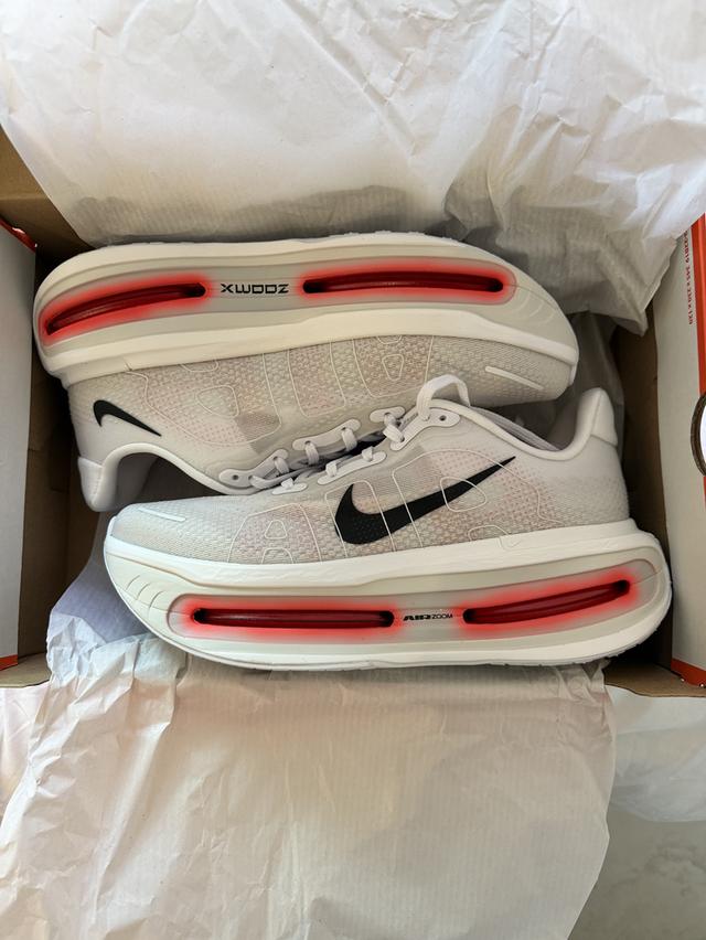 Nike Vemero Premium Size 8.5US รูปที่ 2