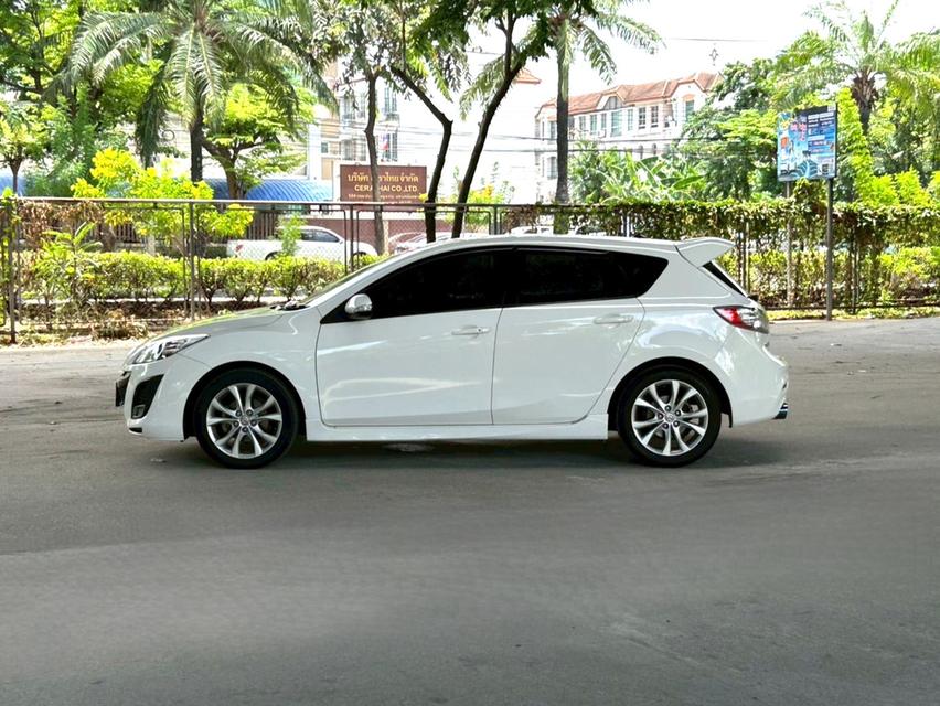 ขายรถ mazda3 2.0 Sport Sunroof ปี 2012 สีขาว เกียร์ออโต้ 7