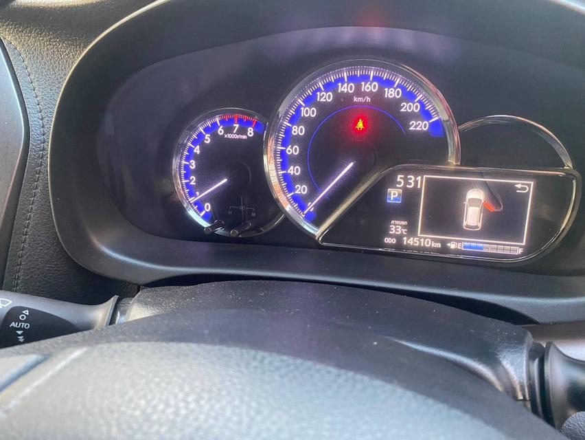 Toyota Yaris Ativ 1.2 Sport Premium A/T รูปที่ 6