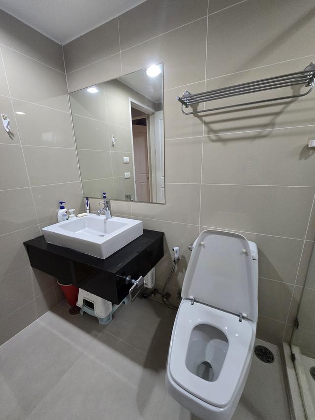 ให้เช่าคอนโดมิเนียมพระรามเก้า 16