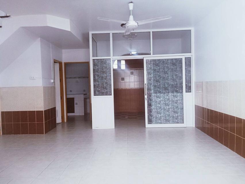 ขายบ้าน 2 ชั้น หมู่บ้านพฤกษา20 ลำลูกกา คลอง2 ถนนเสมาฟ้าคราม  5