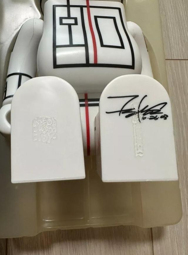 Bearbrick แท้ 2