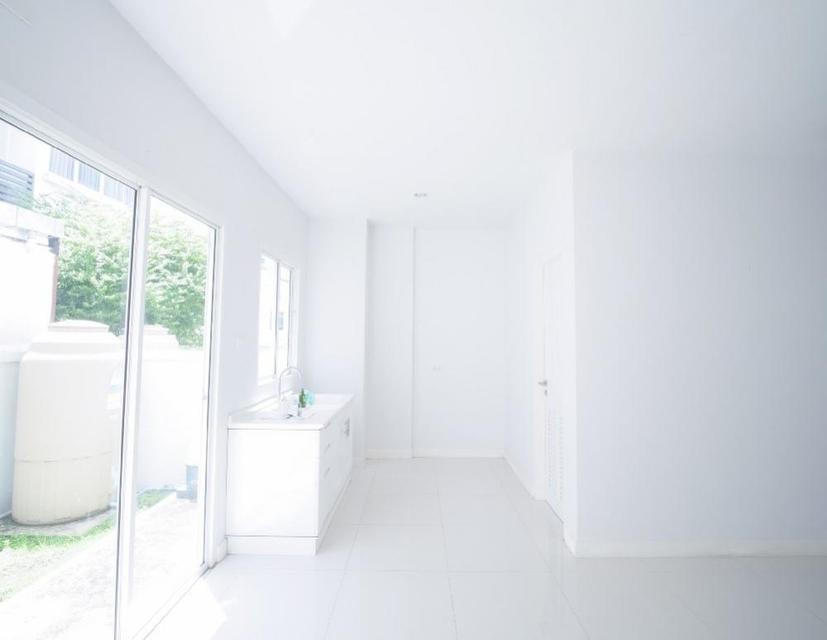 ให้เช่าหรือขายทาวน์โฮมภณาสิริ เรสซิเด้นท์สภาพใหม่ ทาว์นโฮม3ชั้น มีแอร์ทุกห้อง และห้องน้ำทุกชั้น พร้อมห้องรับแขก ห้องเก็บของ แยกเป็นสัดส่วน 5