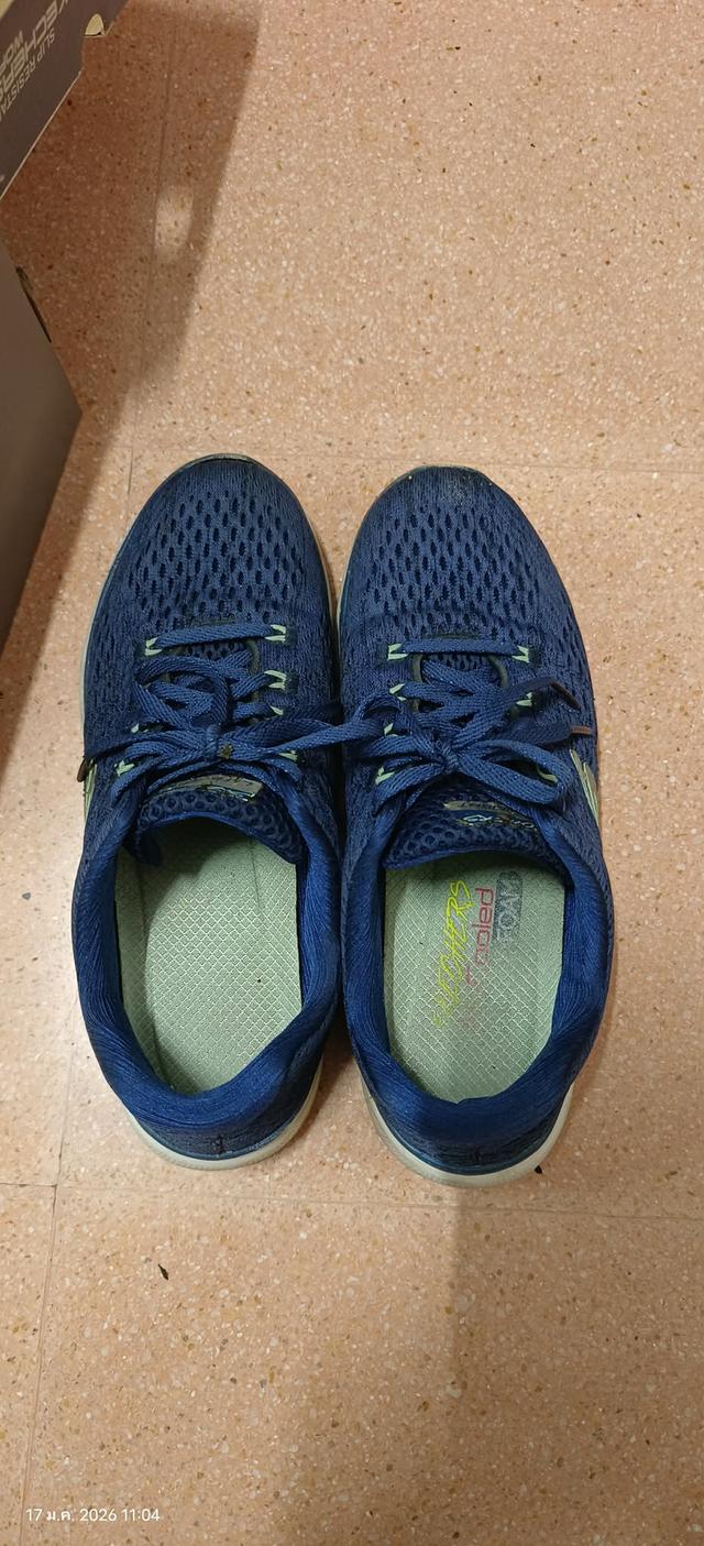 รองเท้า Sketcher มือสอง