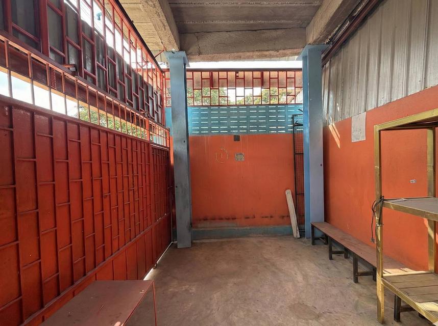 ขายอาคารพาณิชย์ 3 ชั้น หลังหัวมุม ทำเลค้าขาย ใกล้สถานีรถไฟลำปาง ( สบตุ๋ย ) 8