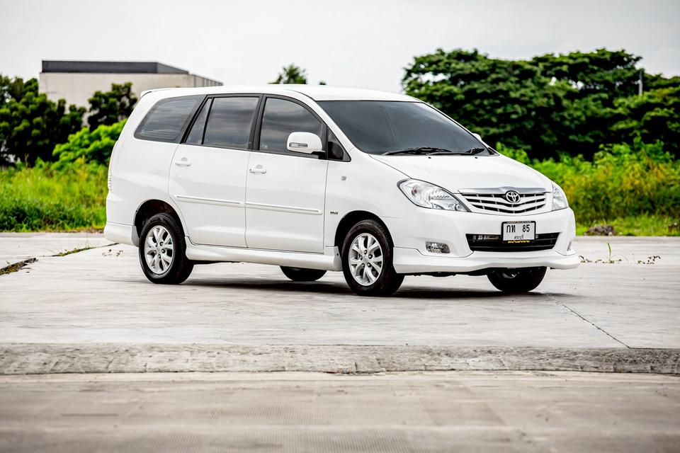 Toyota INNOVA 2.0G AT ปี 2011 สีขาว 4