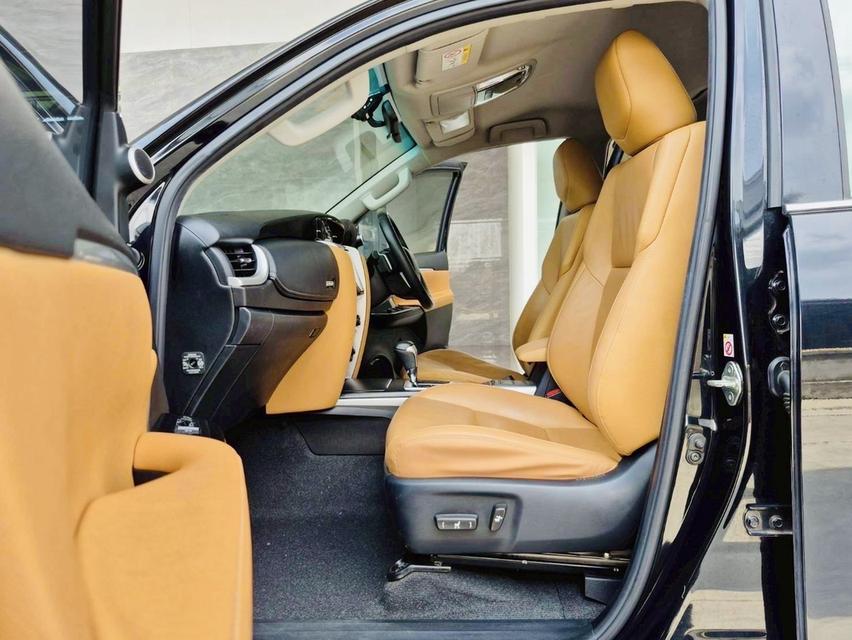 รหัสรถ TBM2929 🎖️2020 Toyota Fortuner 2.8 V 4WD AT🎖️ 10