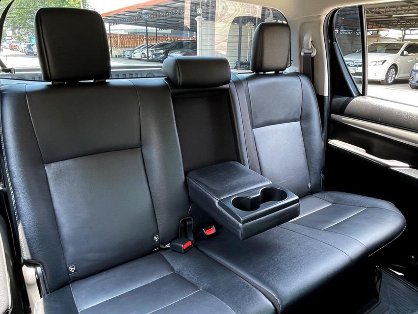 TOYOTA HILUX REVO DOUBLE CAB 2.8 HIGH 4WD ปี 2022 AUTO 4X4 สภาพนางฟ้า รูปที่ 11