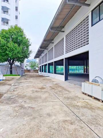 ให้เช่าโชว์รูมโกดัง ใกล้มหาวิทยาลัยรามคำแหง ทำเลดี พื้นที่ 1,200 ตารางเมตร 4