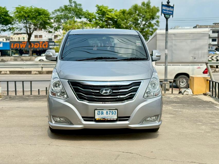 2015 HYUNDAI H-1 2.5 ELITE