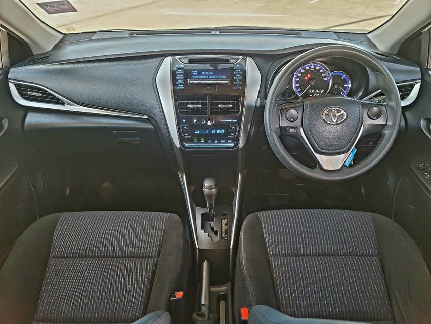 Toyota Yaris  Ativ 1.2 E ปี 2019 4