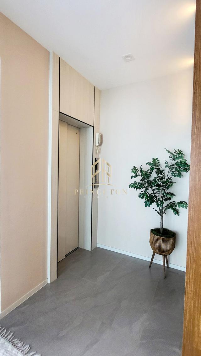 ขายด่วน! ราคาพิเศษ บ้านหรู 3 ชั้น สไตล์ Beyond Loft Vive Krungthep Kreetha 8