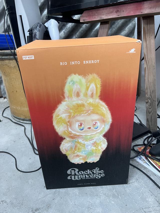 THE MONSTERS Labubu Big into Energy รูปที่ 2