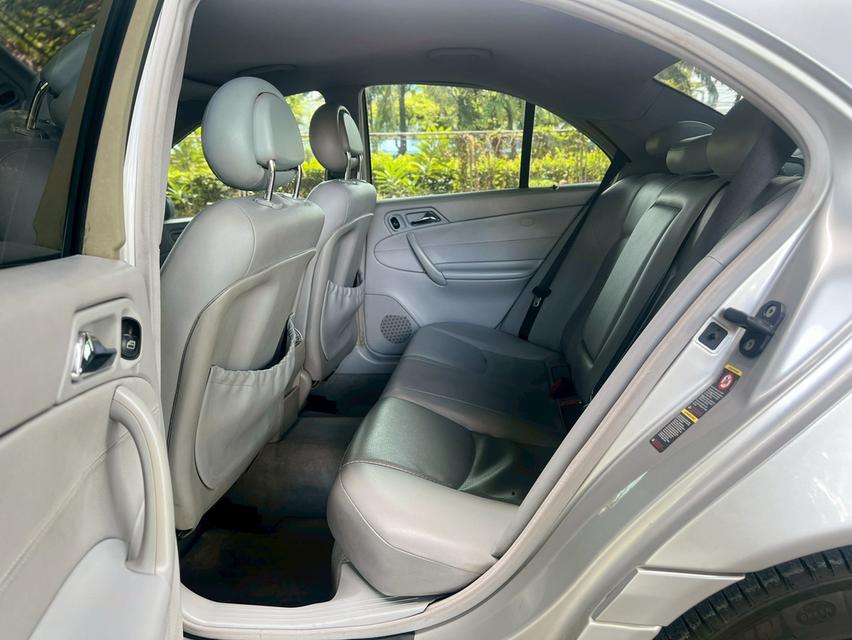 Mercedes-Benz C180 Classic W203 AT ปี 2004 16