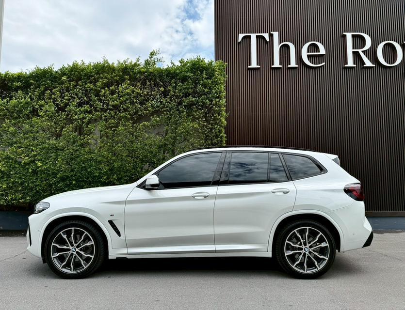 BMW X3 xDrive20d M Sport ปี 22  รถบ้านมือเดียวป้ายแดง สภาพสวยพร้อมใช้ 3