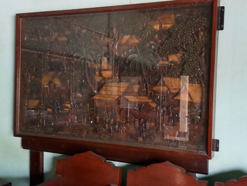 แผ่นไม้สักแกะสลัก ประดับฝาผนัง (บ้านทรงไทย) รูปที่ 4