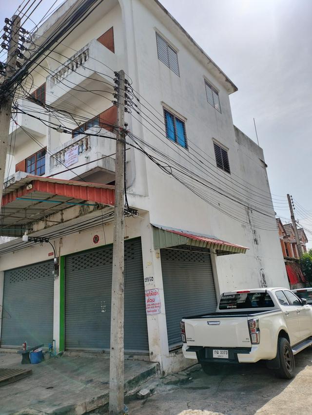 อาคารพาณิชย์ ห้องริม คลอง 6 ธัญบุรี หมู่บ้านเบญจทรัพย์ 8