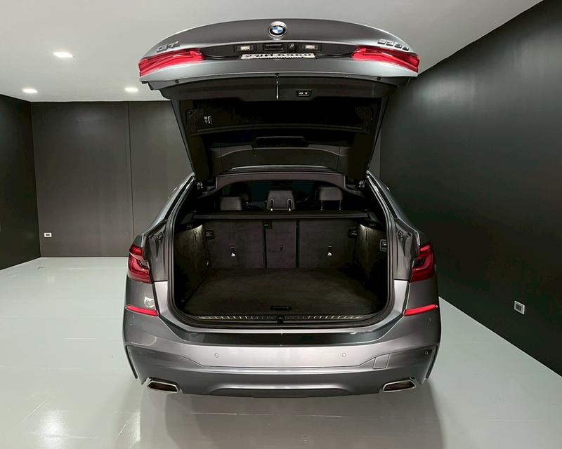 BMW 630D GT M Sport Gran Turismo RHD ปี 2017 ประวัติศูนย์ครบ มือเดียวป้ายแดง 9