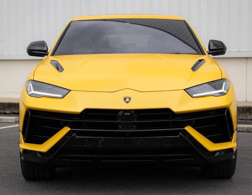 Lamborghini Urus ปี 2024