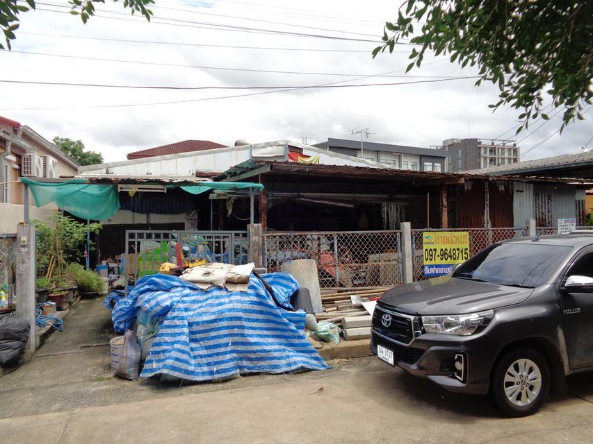 🚩 ขายบ้านเดี่ยวชั้นเดียว 63 ตารางวา ซอยนวมินทร์ 80 (หมู่บ้านศรีนครพัฒนา) ถนนนวมินทร์ ใกล้ตลาดปัฐวิกรณ์ 1