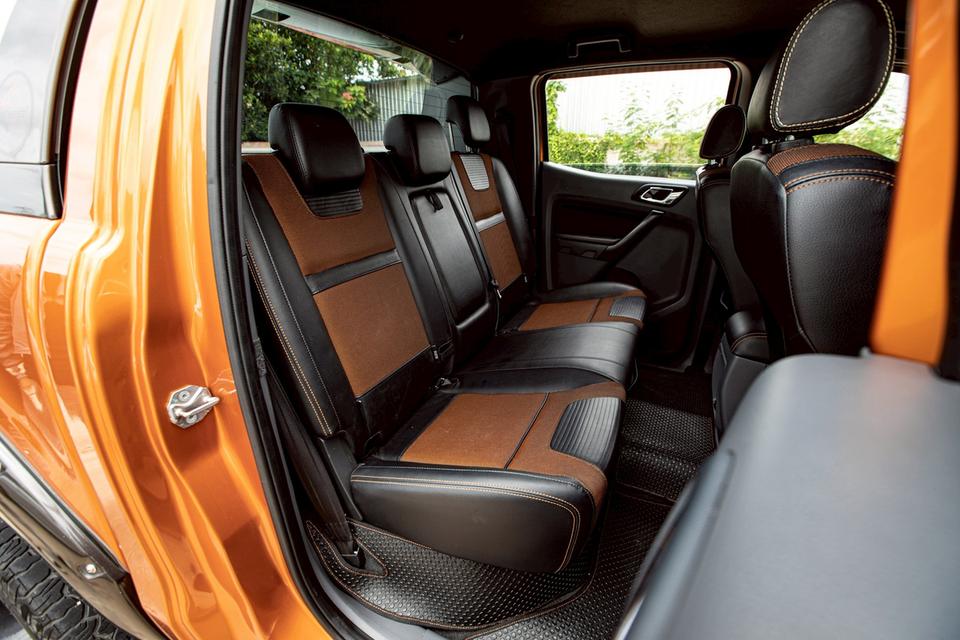 Ford Ranger 2.2 Wildtrak Hi-Lander Double Cab 4x4 เกียร์ AT ปี 2017 สีส้ม ของแต่งเกิน 2 แสน 13