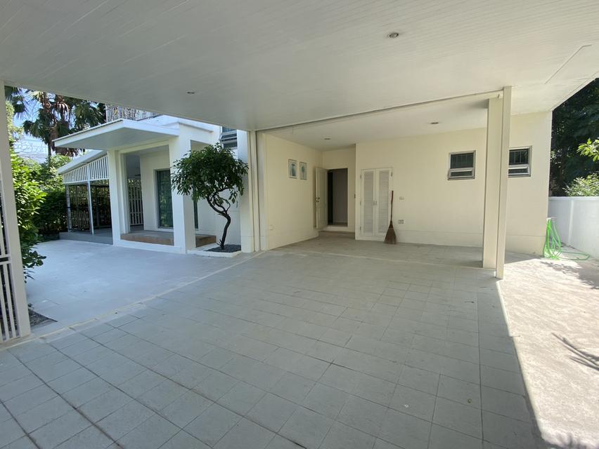 ขายบ้านเดี่ยว พร้อมอยู่ 2 ชั้น 77 ตรว. ไลฟ์บางกอกบูเลอวาร์ด ติดถนนใหญ่รามอินทรา 2