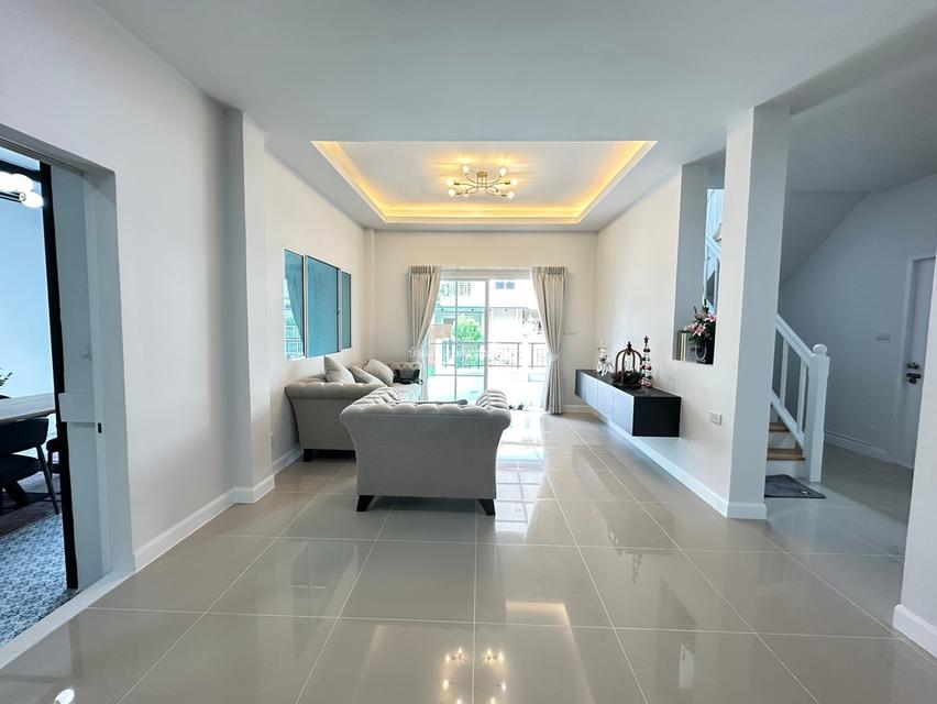 หมู่บ้าน ลลิล แลนซีโอ วงแหวน-รามอินทรา 6